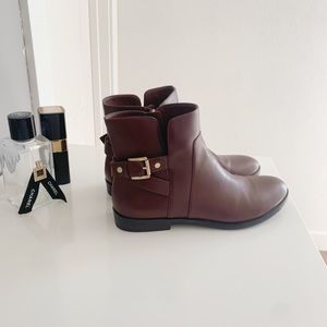 G.H. Bass & Co. Brown Leather Booties NWOT